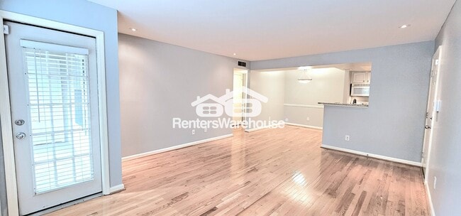 Building Photo - 2060 Chastain Park Ct NE