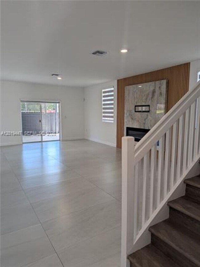 Foto del edificio - 24721 SW 112th Ct