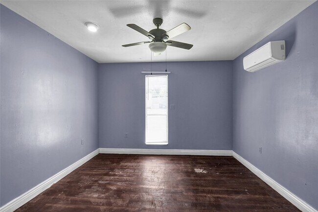 Foto del edificio - 109 N Rock Island St