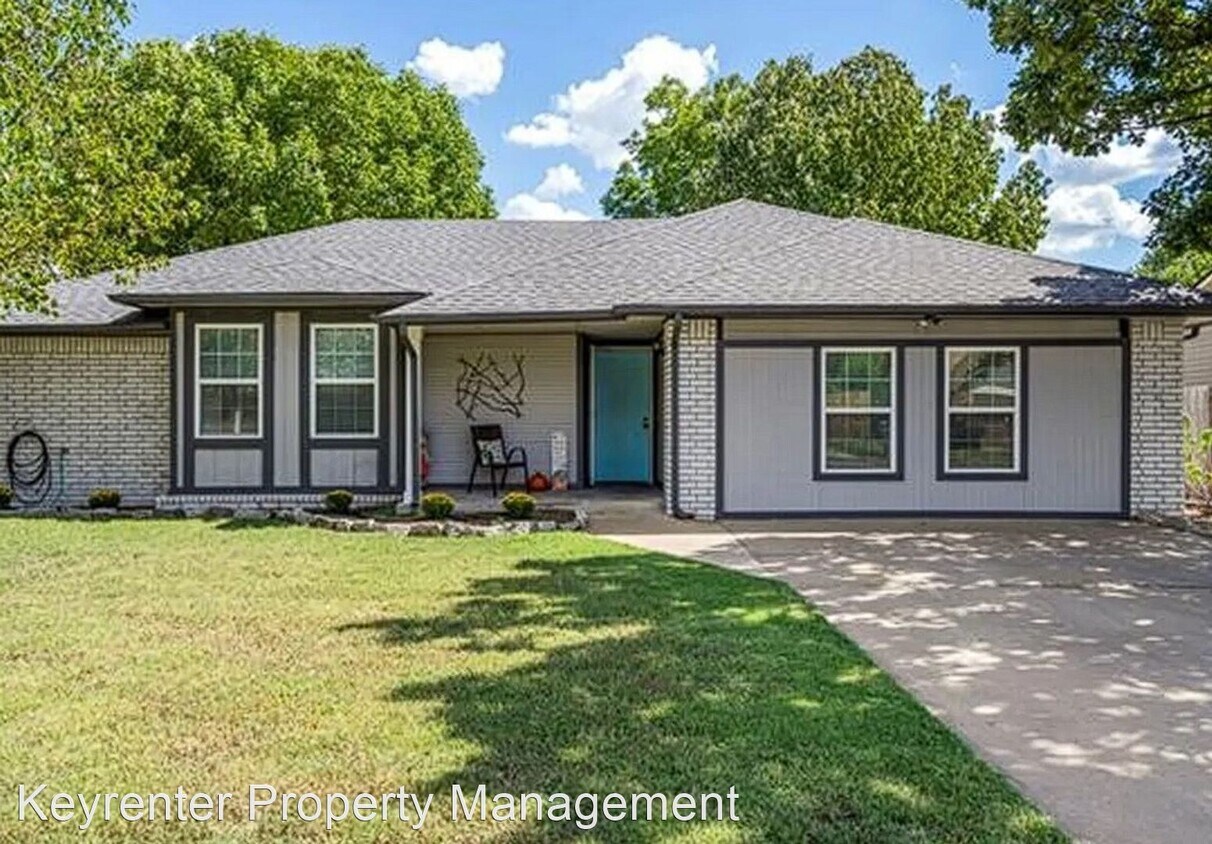 4 br, 2 bath House 8405 N 123rd Ave E House Rental in Owasso, OK