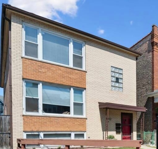 Building Photo - 4912 W Berteau Ave