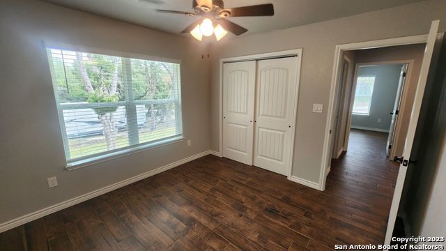 Foto del edificio - 1316 Cedar Bend