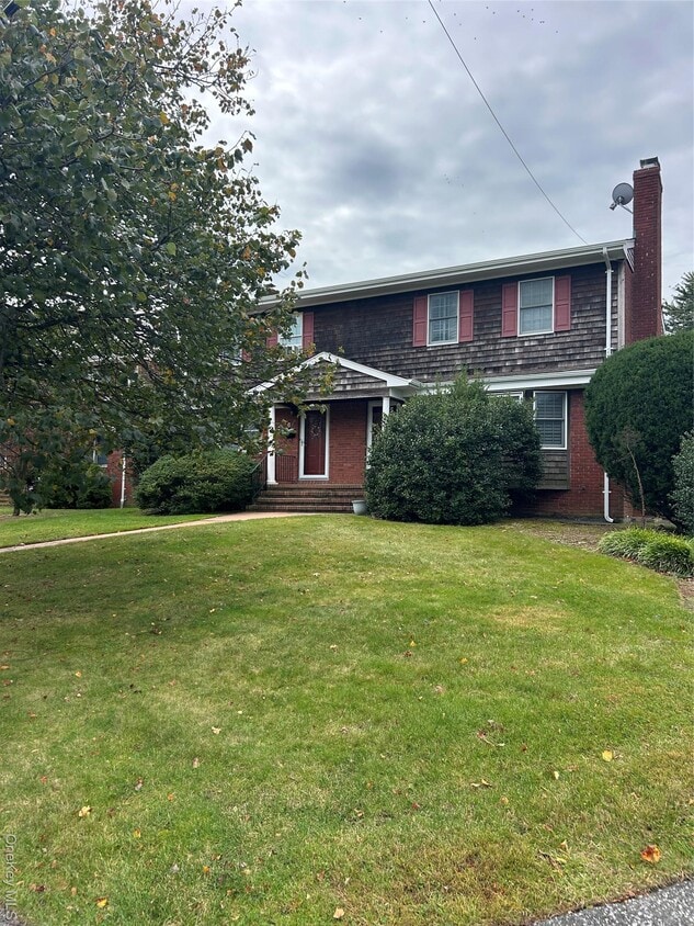 Foto principal - 8 Livingston Ave