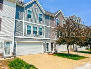 Building Photo - 3023 SW Sharmin Ln