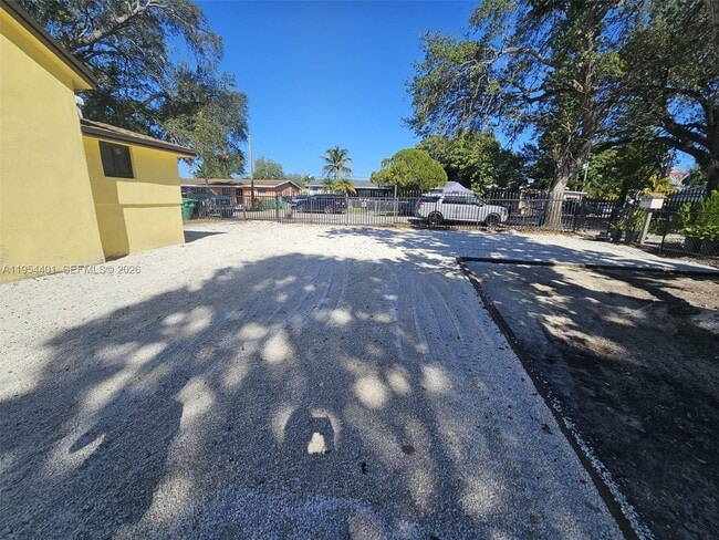 Building Photo - 1148 NW 100th St