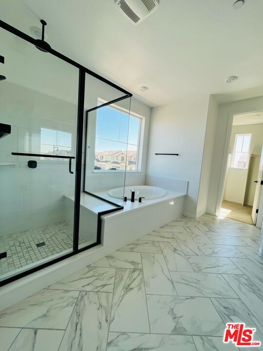 Building Photo - 1605 Plumas Dr