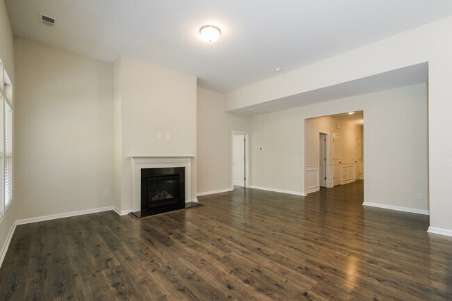 Building Photo - 4877 Wyndcrest Loop