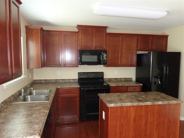 Foto del edificio - 12838 Settlers Trail Ct