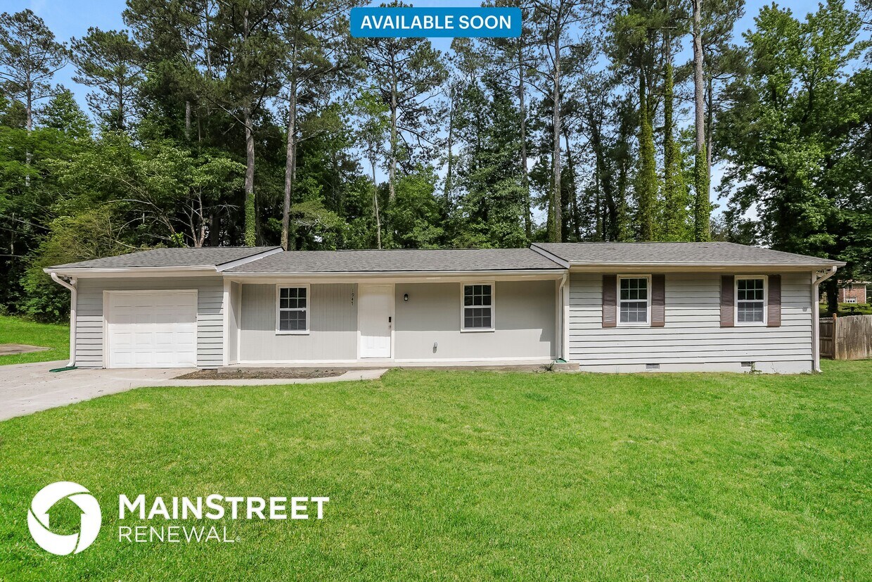 Foto principal - 1947 Valley Woods Dr