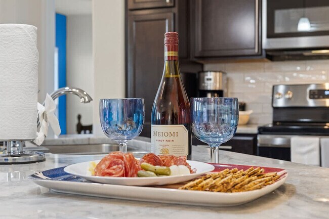 Foto del edificio - 1025 Monte Verde Dr