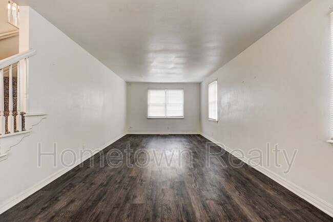 Foto del edificio - 917 NE 81st St