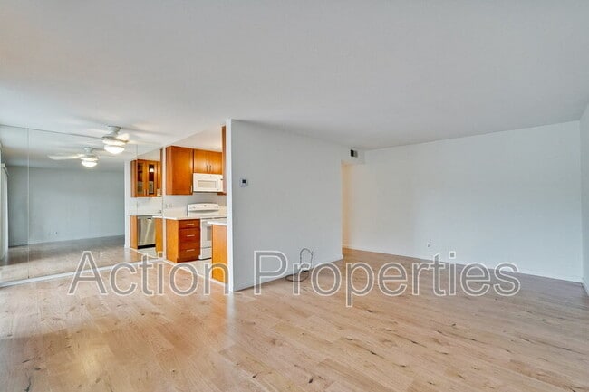 Foto del edificio - 181 Del Medio Ave