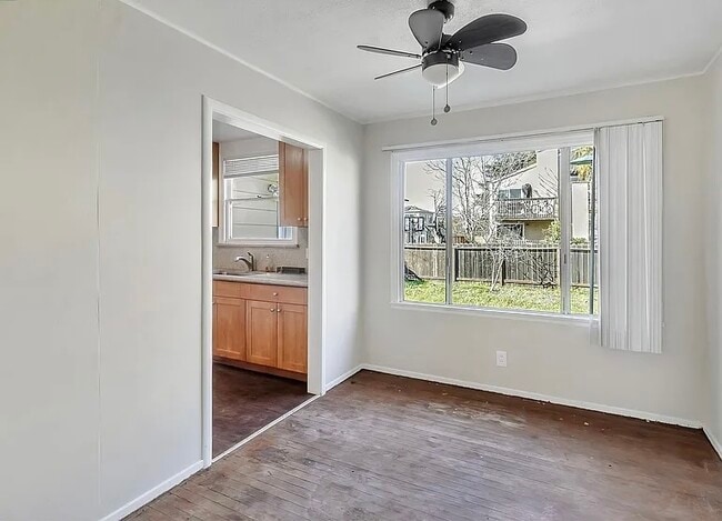 Foto del edificio - SINGLE FAMILY HOME