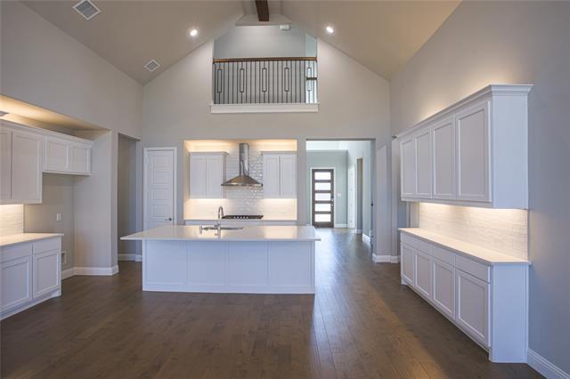 Building Photo - 9592 Summit Hills Dr