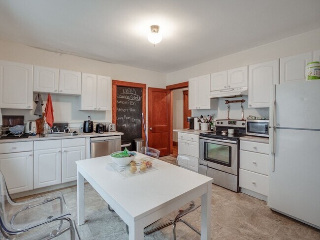 Foto del edificio - 1716 Columbia Rd