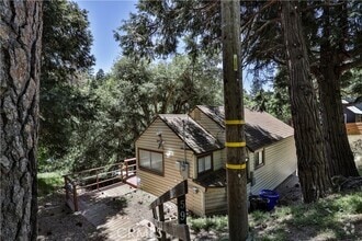 Building Photo - 599 Acacia Dr