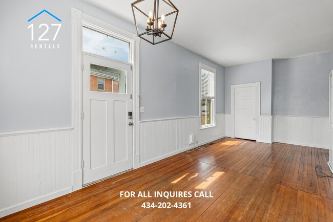 Foto del edificio - Charming 1-Bedroom Apartment on Historic R...