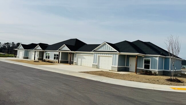 Building Photo - Villas at Palecero