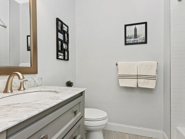 Las imágenes son muestras representativas de la unidad anunciada. En algunos casos, las unidades reales que visita... - 195 Winthrop Rd