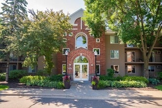 Building Photo - Park Glen Apartments