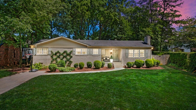 Building Photo - 614 Ellsworth Rd