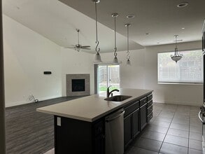 Building Photo - 260 Waterfall Rd