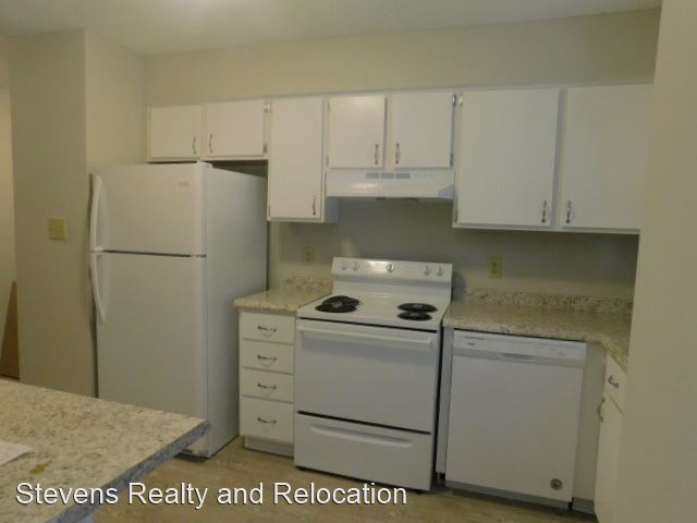 Building Photo - 106 Weatherstone Dr