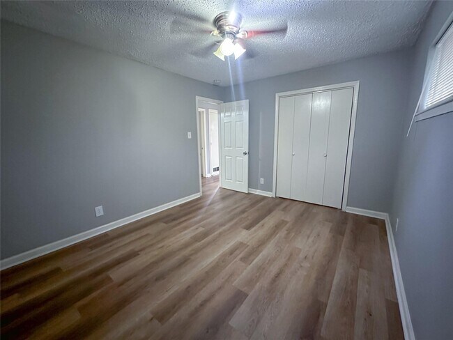 Foto del edificio - 5418 Weaver Rd