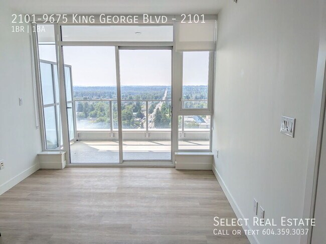 Photo du bâtiment - 9675-9675 King George Blvd