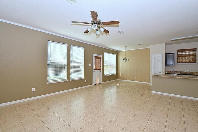 Foto del edificio - 1122 Larkfield Dr