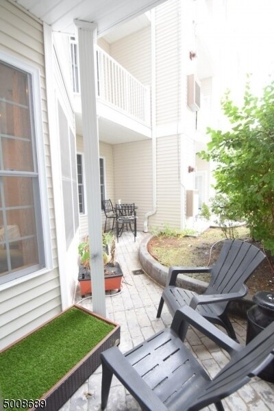 Foto del edificio - 7109 Coventry Ct