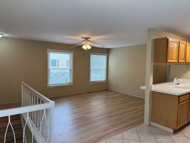 Building Photo - 2802 Willow Ct