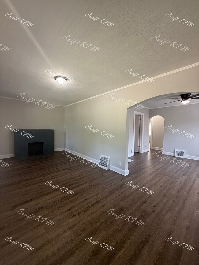 Foto del edificio - 3811 Monroe Ave