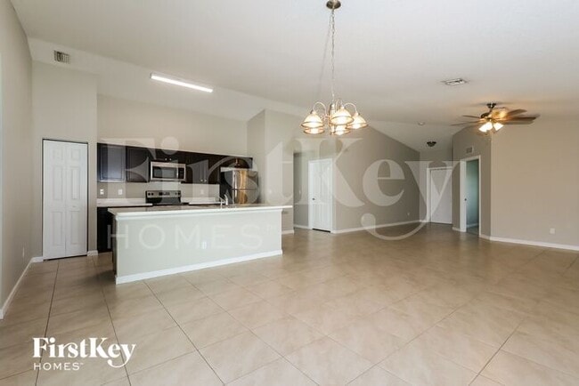 Foto del edificio - 1265 SW Century Ave