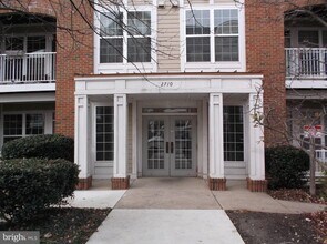 Building Photo - 2710 Bellforest Ct