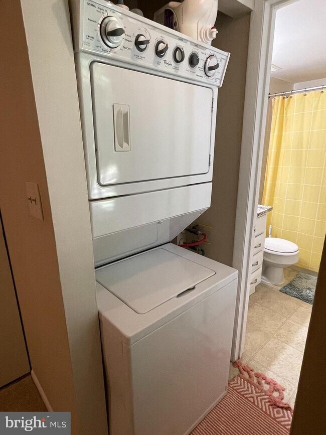 Foto del edificio - 14450 Parkvale Rd