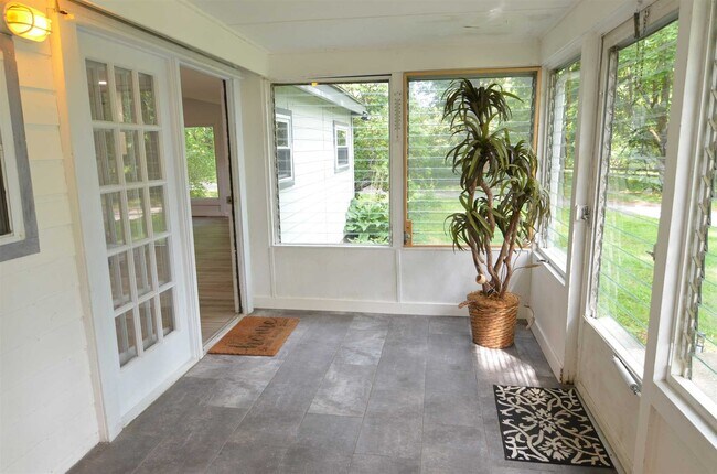 Building Photo - 58 Slate Quarry Rd