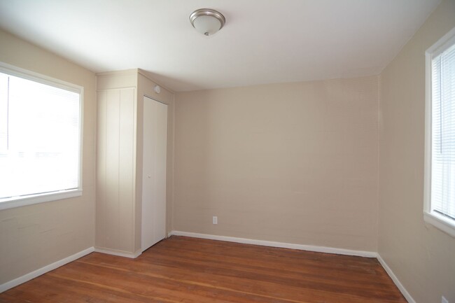 Foto del edificio - Remodeled 1 Bedroom 1 Bath Home! Great Wes...