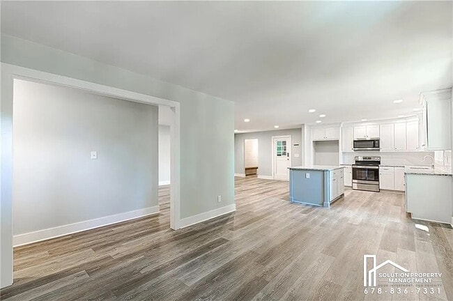 Building Photo - Room in Single Family Home on Potomac Dr NW