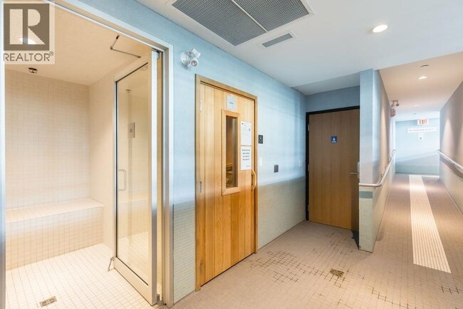 Building Photo - 7008 River Pkwy