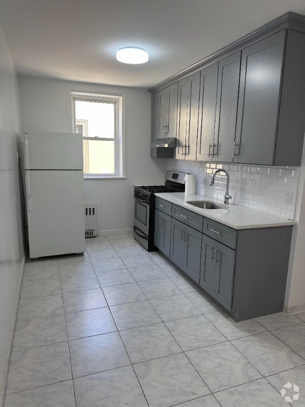 Building Photo - 1242 74th St