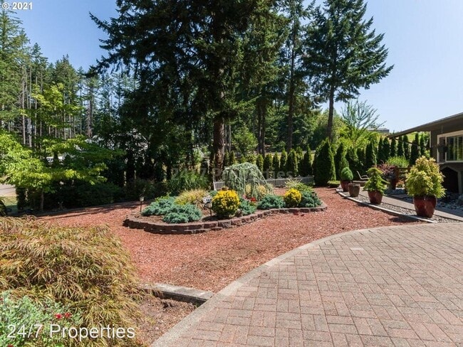 Building Photo - 4 br, 3 bath House - 13212 SE Winston Rd.