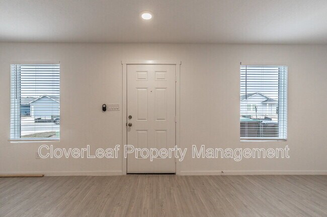 Foto del edificio - 12858 Ratcliff Lk