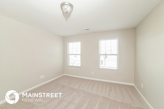 Building Photo - 219 Baybrook Ln