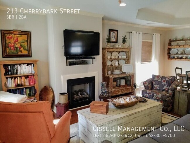 Building Photo - 213 Cherrybark Street