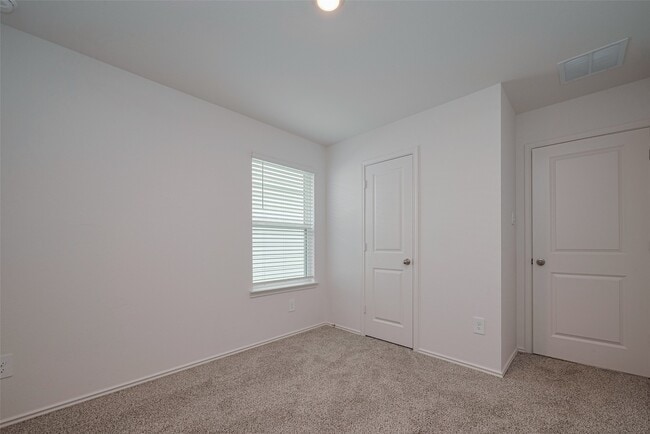 Building Photo - 30842 Brightwell Bnd