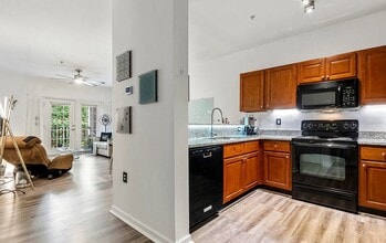 Building Photo - 2621 Oldgate Dr