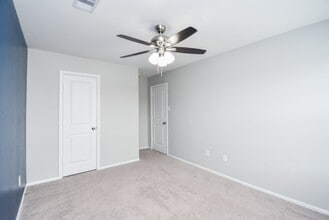 Building Photo - 22707 Bolanzo Ln