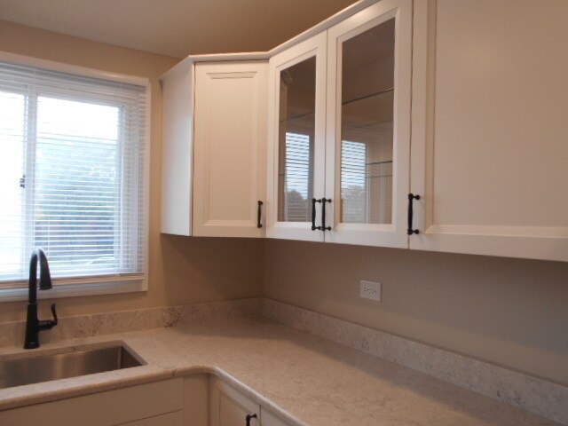Building Photo - 774 Terrace Ct