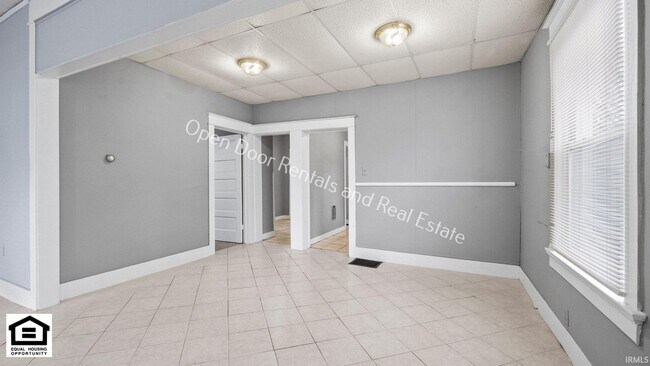 Foto del edificio - 412 Archer Ave